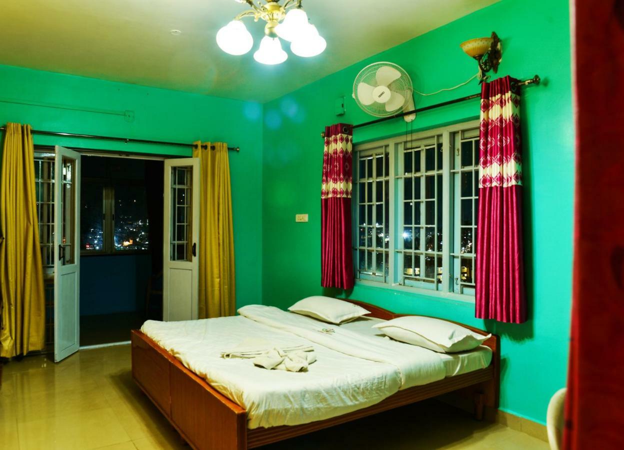 อาร์เค ฮอลิเดย์ โฮม Hotel อูตี ภายนอก รูปภาพ